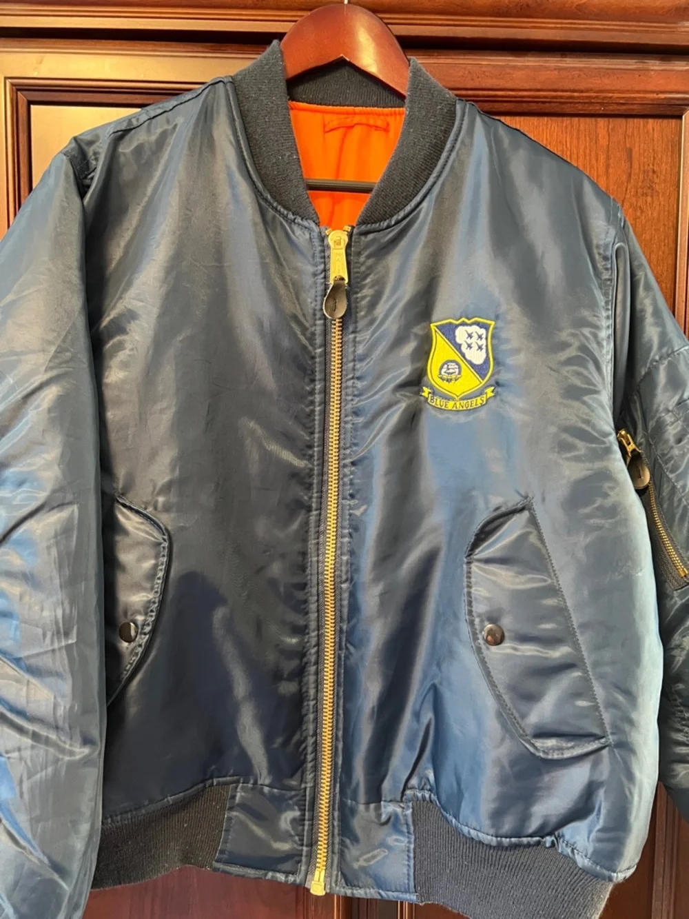 Vintage US Navy 🛩️ Blue Angels Nylon Bomber Jacket beautifully Embroidered Jets